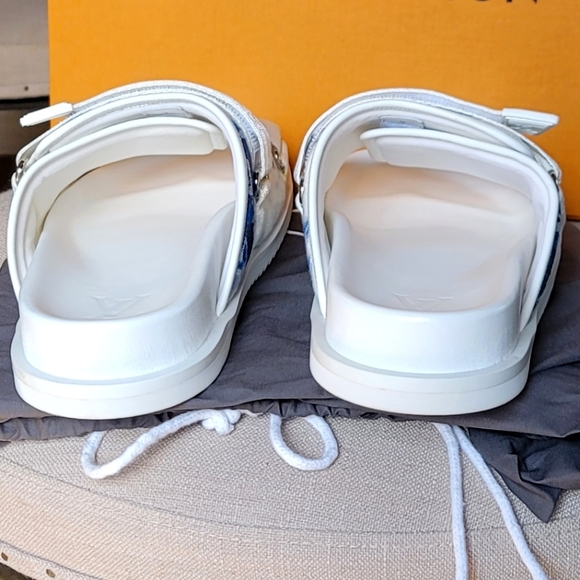 SOLD Louis Vuitton Mens Sandals U.S. 10 /UK 9 - Picture 6 of 16